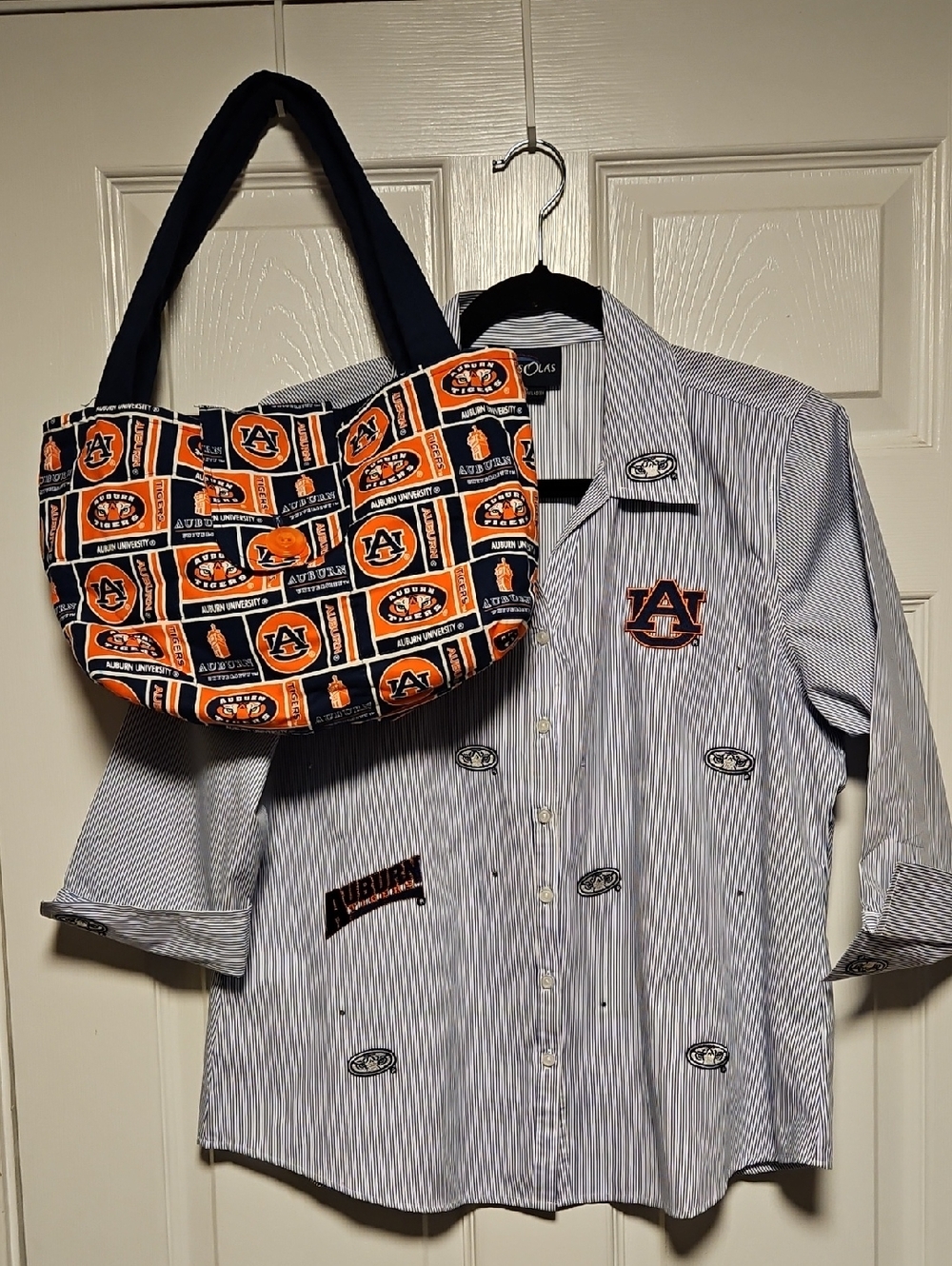 Las Olas Auburn Tigers Tote Bag and Button-Up Shirt